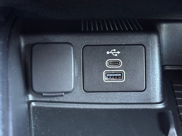 Certified 2025 Ford Bronco Sport Outer Banks w/ Outer Banks Tech Package+ AWD/4WD image 11