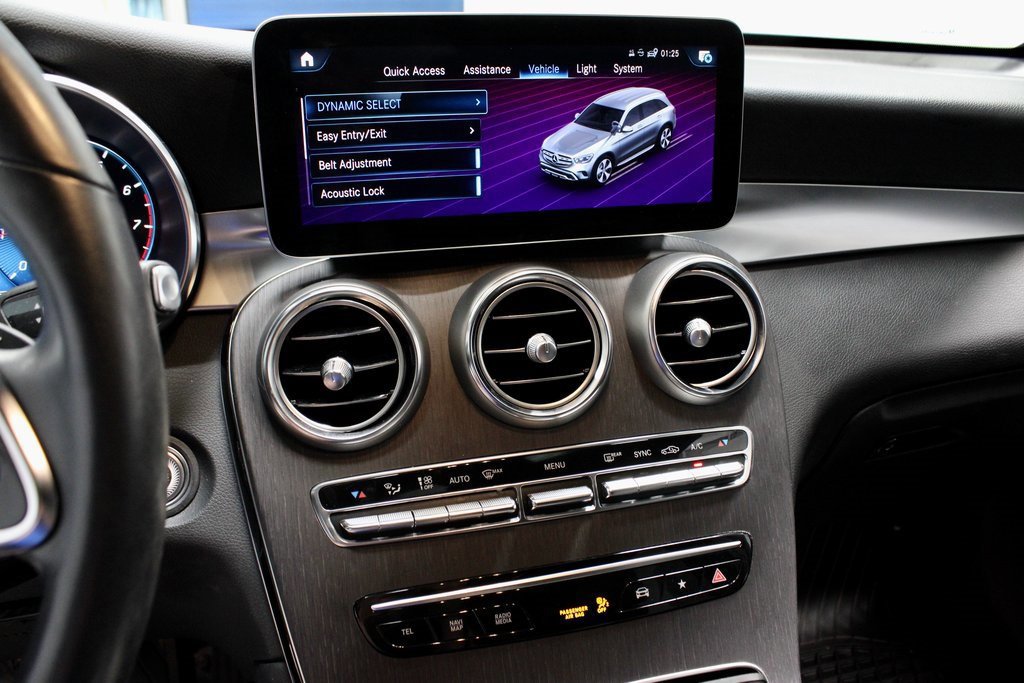 Used 2022 Mercedes-Benz GLC 300 4MATIC image 35