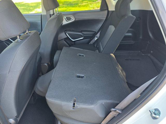 Used 2025 Kia Soul S FWD image 31