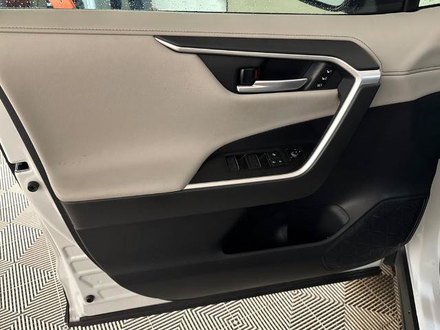 Used 2025 Toyota RAV4 Limited w/ Advanced Technology Package AWD/4WD image 9