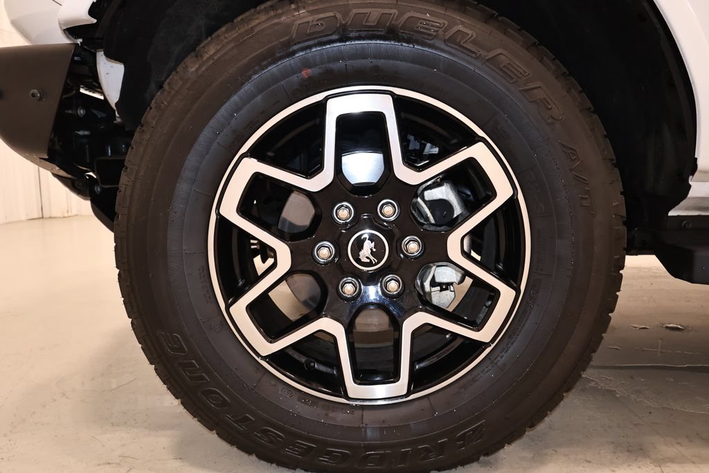 Certified 2023 Ford Bronco Outer Banks AWD/4WD image 38
