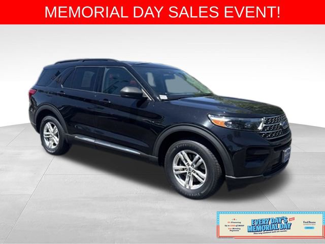 Certified 2022 Ford Explorer XLT w/ Class IV Trailer Tow Package
