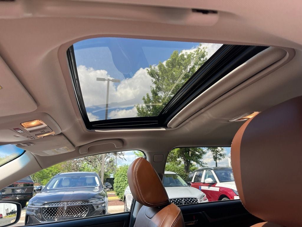 Used 2018 Subaru Outback 2.5i Touring AWD/4WD image 38