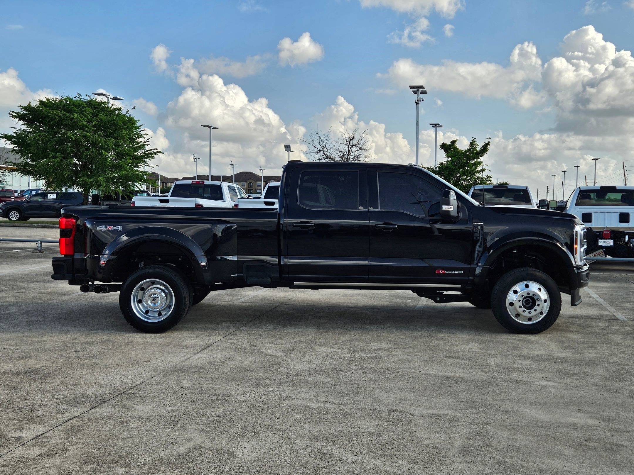 Certified 2025 Ford F450 Platinum AWD/4WD image 2