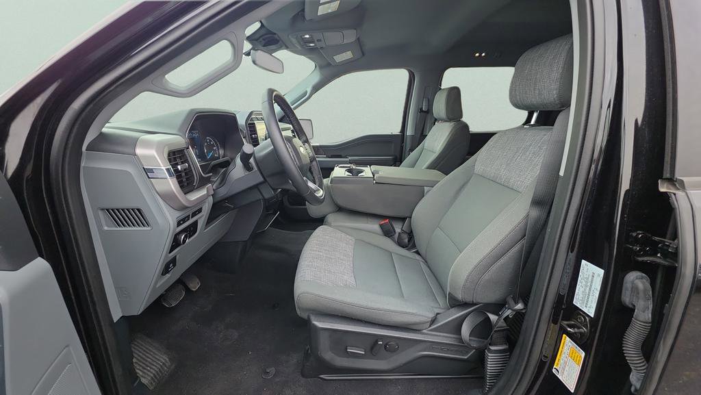 Certified 2023 Ford F150 XLT w/ Equipment Group 302A High image 16