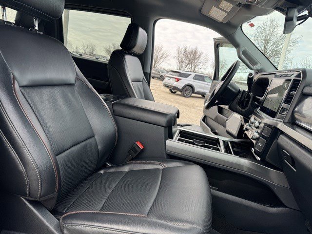 Certified 2023 Ford F250 Lariat w/ Chrome Package image 35
