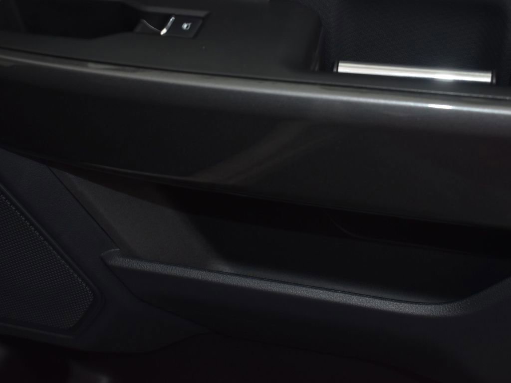 Certified 2022 Ford F150 XLT w/ Equipment Group 302A High image 48