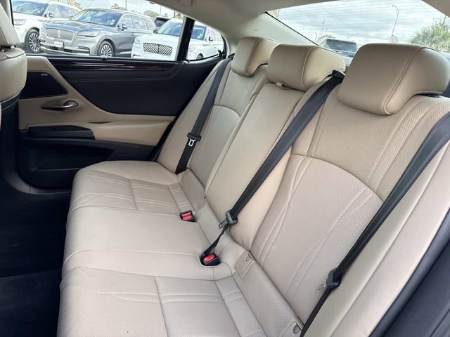 Used 2019 Lexus ES 350 image 16
