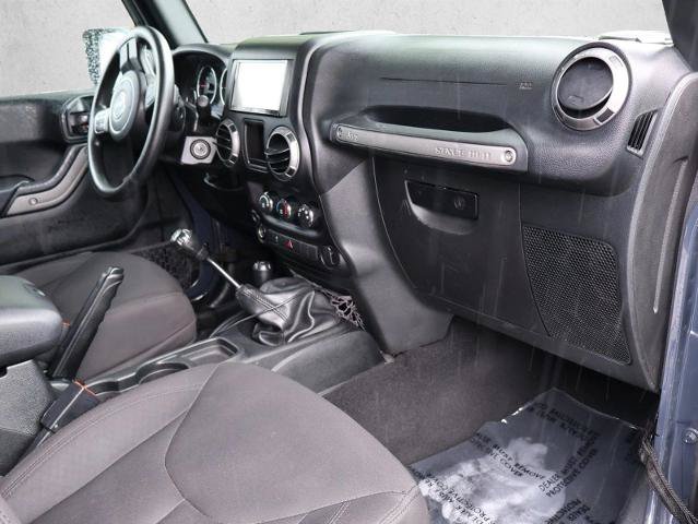 Used 2017 Jeep Wrangler Unlimited Sport AWD/4WD image 23