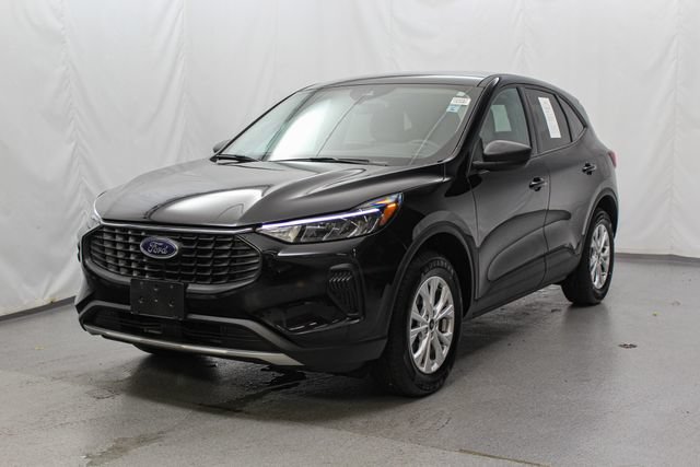 Certified 2025 Ford Escape Active AWD/4WD image 4