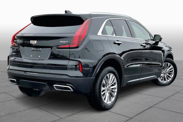 Used 2025 Cadillac XT4 Premium Luxury w/ Cold Weather Package image 13