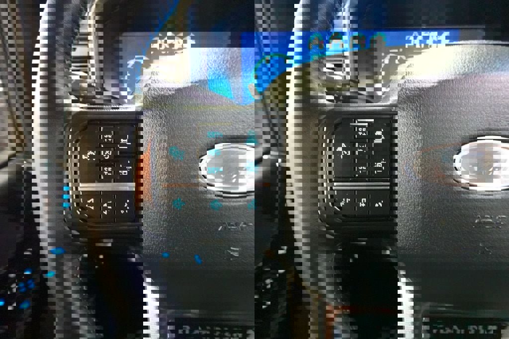 Certified 2025 Ford F350 Platinum w/ Tremor Off-Road Package AWD/4WD image 13