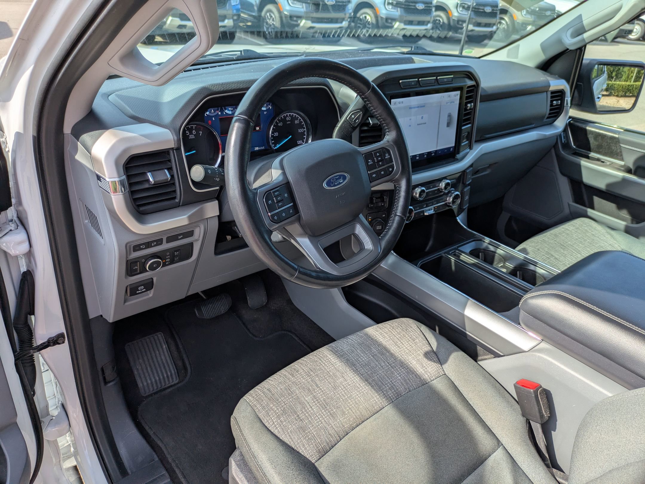 Certified 2022 Ford F150 XLT w/ Equipment Group 302A High image 17