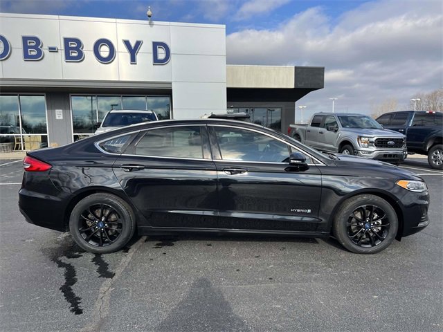 Certified 2019 Ford Fusion SEL image 8