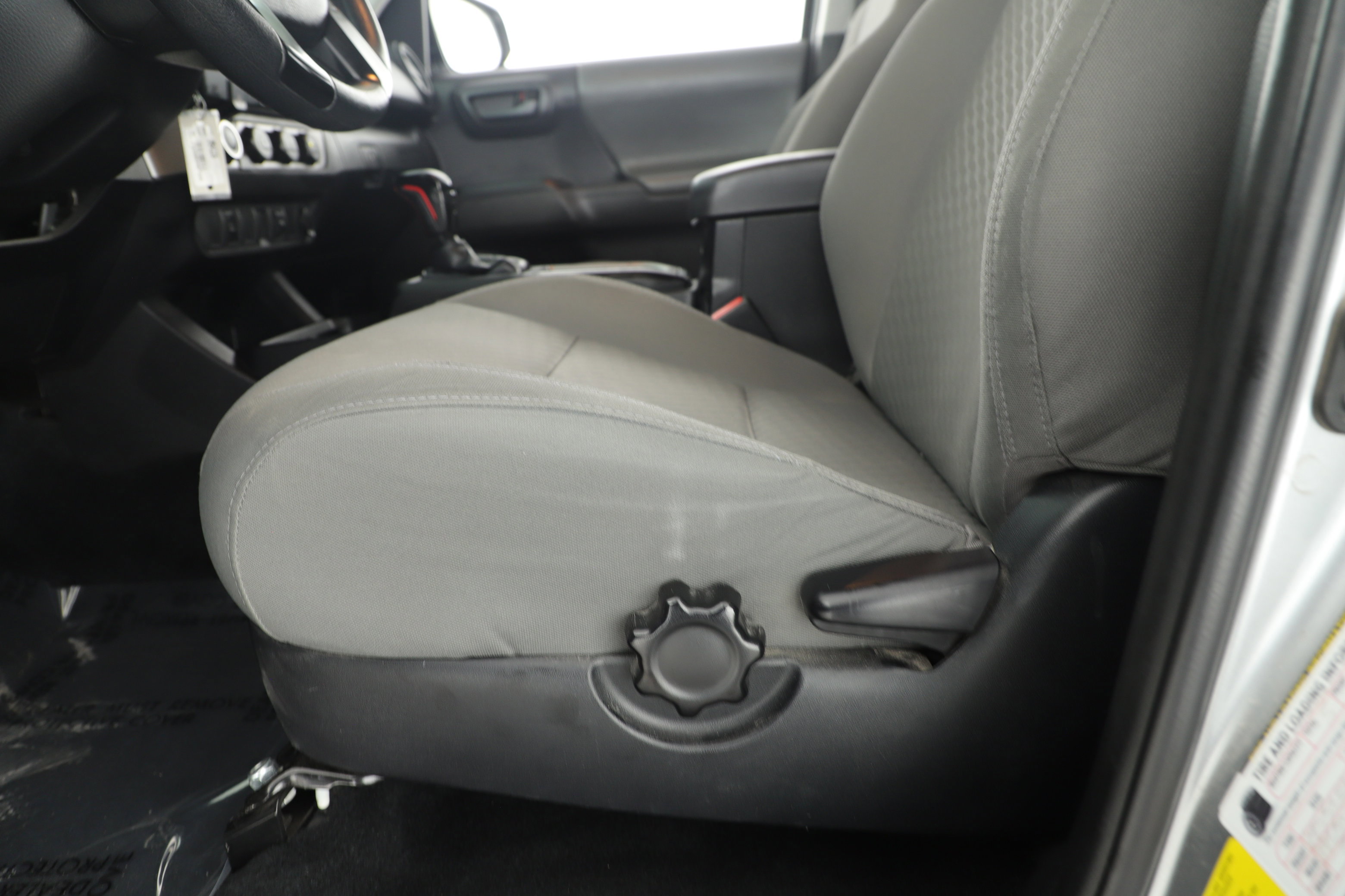 Used 2023 Toyota Tacoma SR image 10