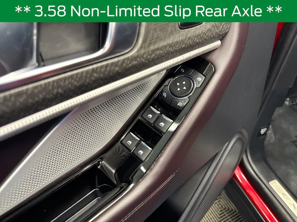 Certified 2025 Ford Explorer Platinum image 17