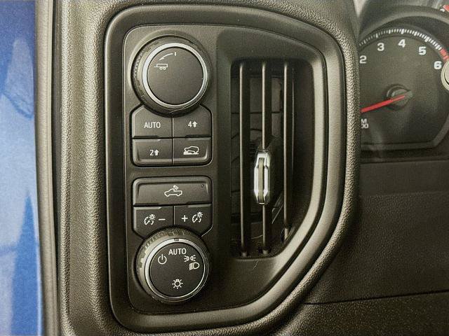 Used 2022 Chevrolet Silverado 1500 Custom AWD/4WD image 10