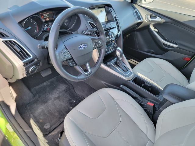 Certified 2018 Ford Focus Titanium w/ Titanium Technology Package FWD image 19