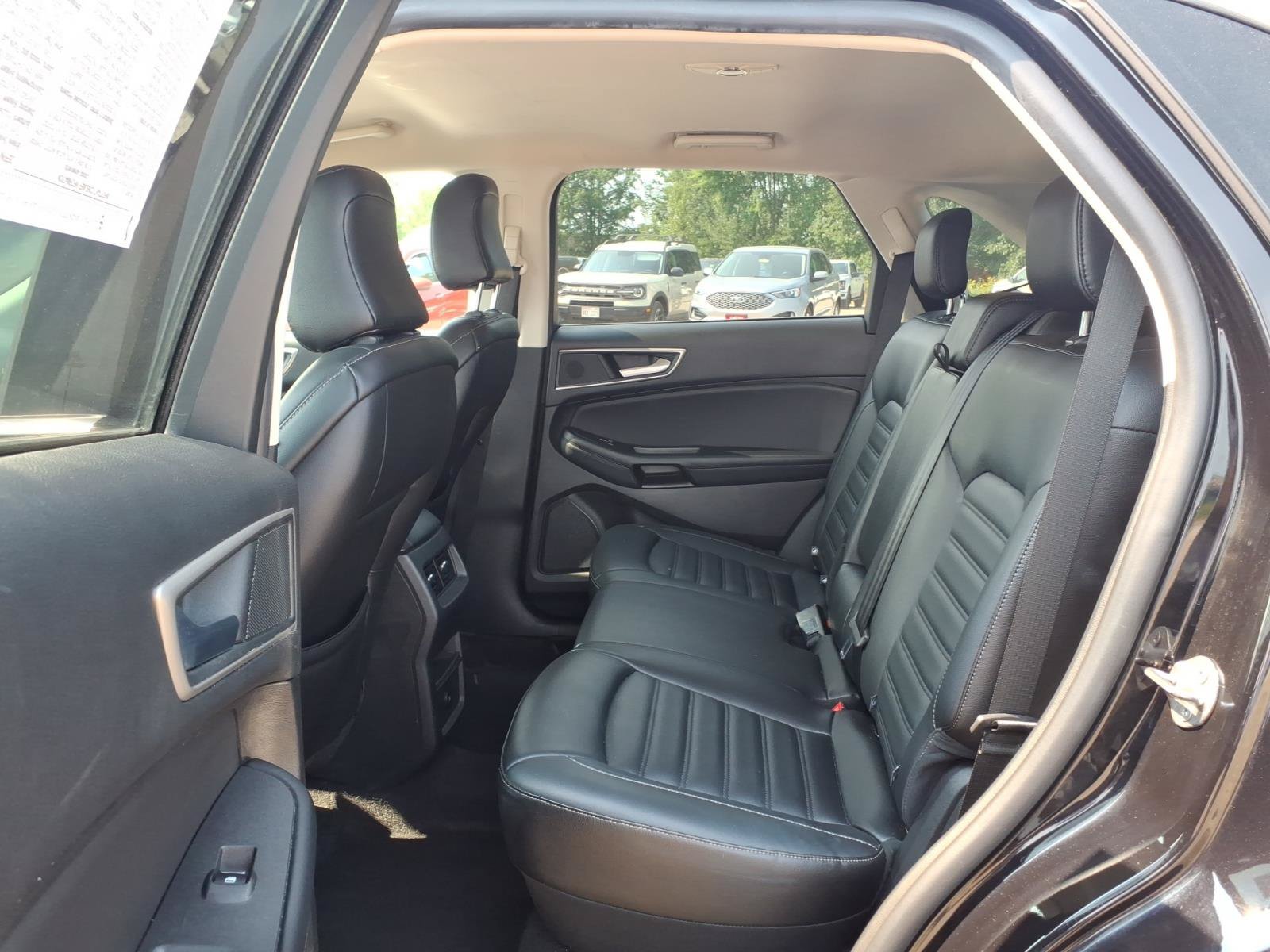 Certified 2024 Ford Edge SEL AWD/4WD image 11