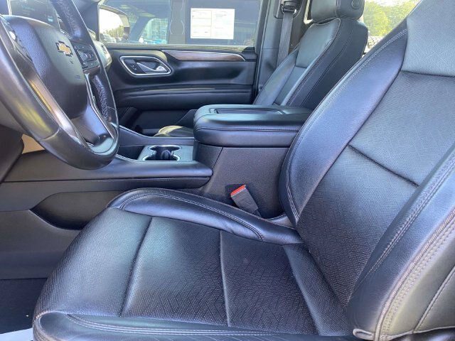 Used 2022 Chevrolet Tahoe High Country AWD/4WD image 16