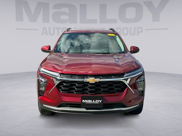 Used 2024 Chevrolet Trax LT w/ Driver Confidence Package FWD image 8