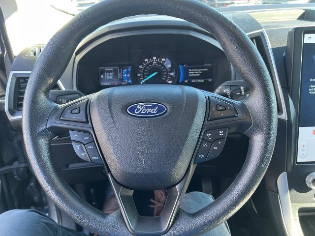 Certified 2022 Ford Edge SE image 28