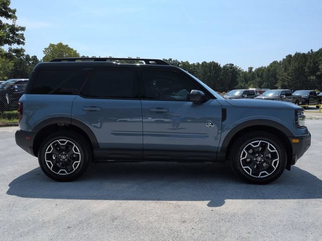 Certified 2025 Ford Bronco Sport Outer Banks w/ Outer Banks Tech Package+ AWD/4WD image 3