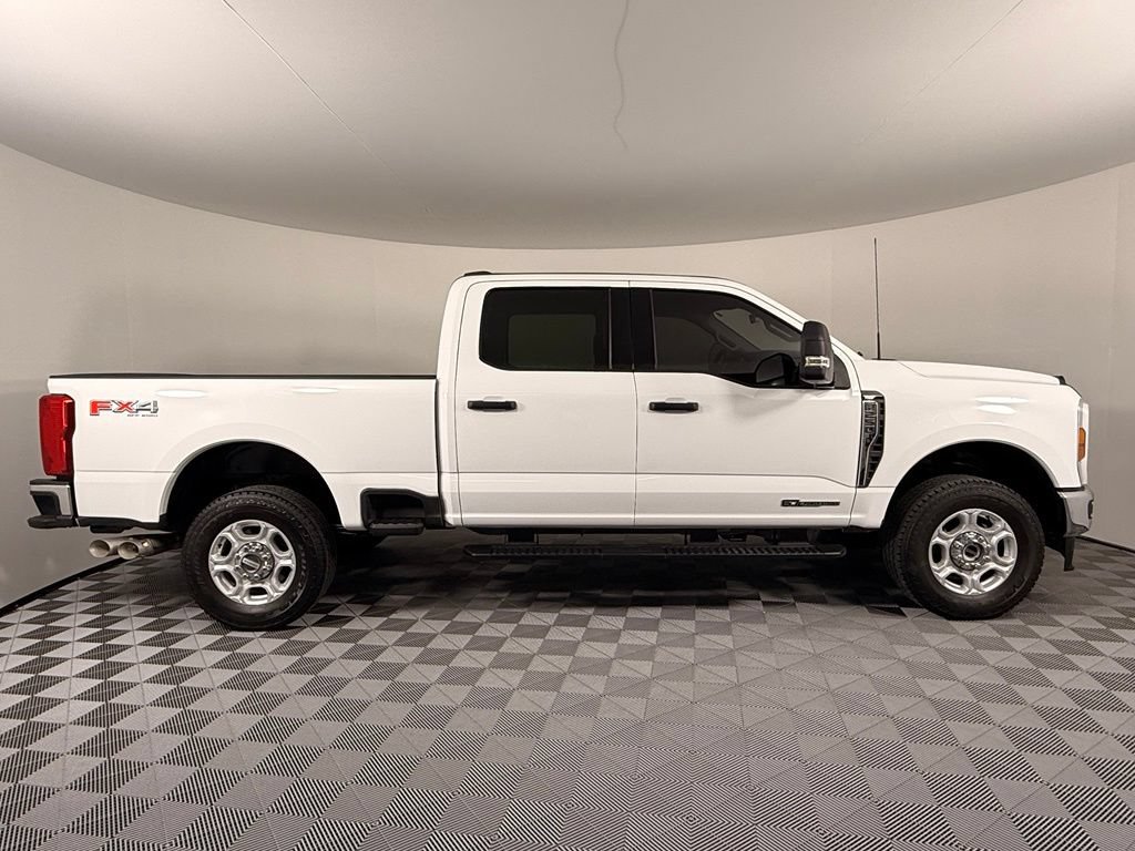 Certified 2025 Ford F250 XLT w/ FX4 Off-Road Package AWD/4WD image 7