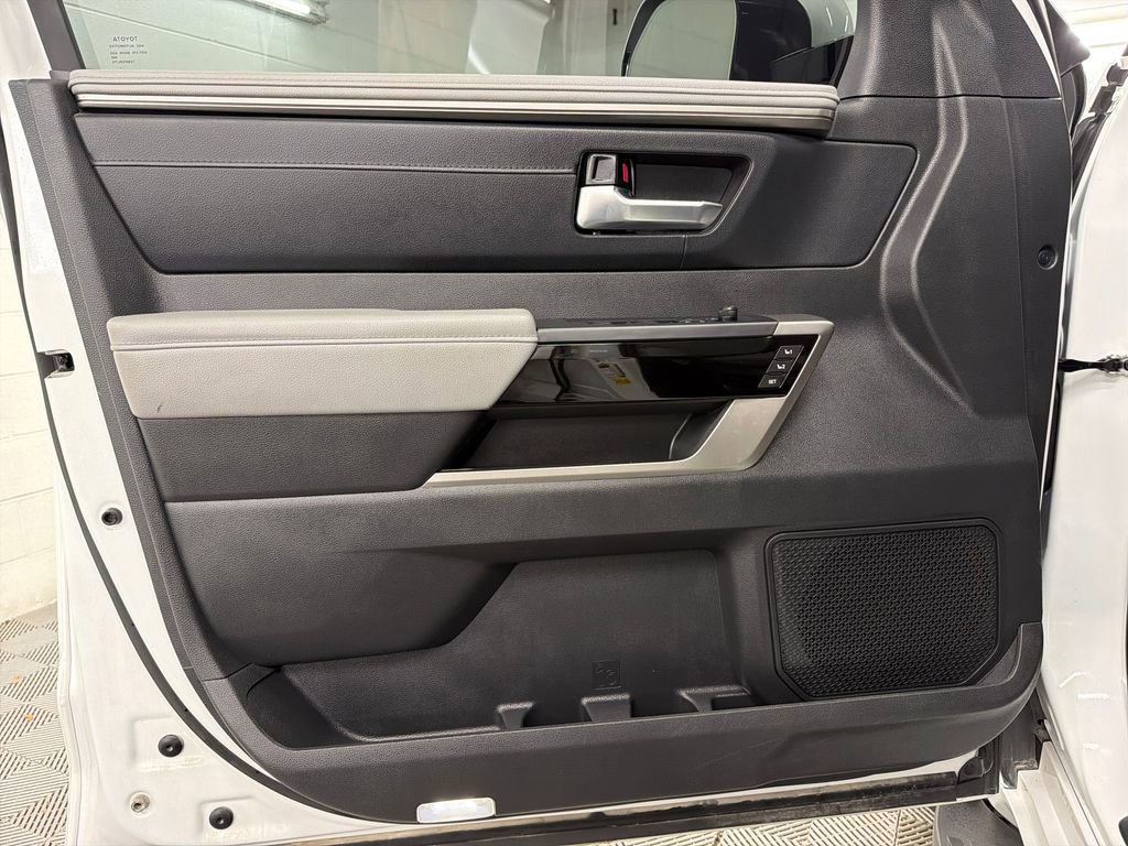 Used 2024 Toyota Sequoia Limited image 17