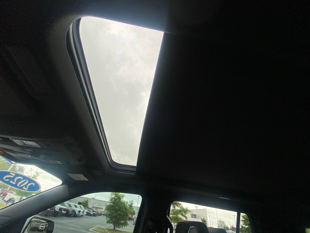 Used 2025 GMC Yukon AT4 Ultimate image 20