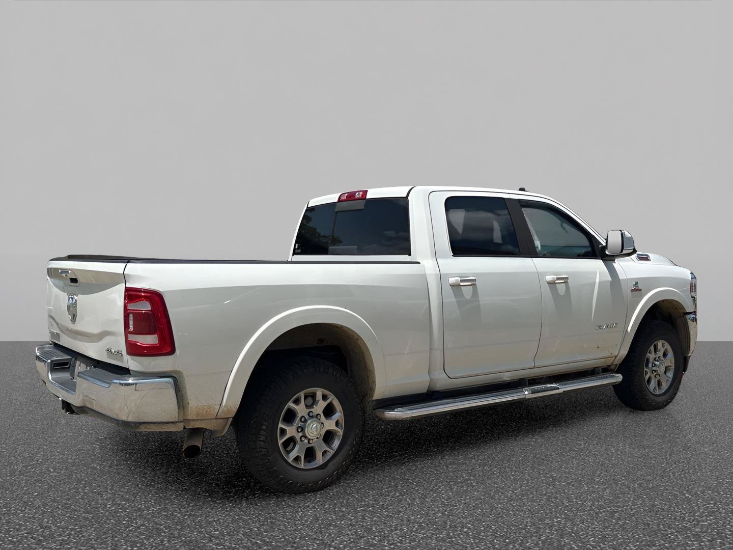 Used 2022 RAM 3500 Laramie AWD/4WD image 6