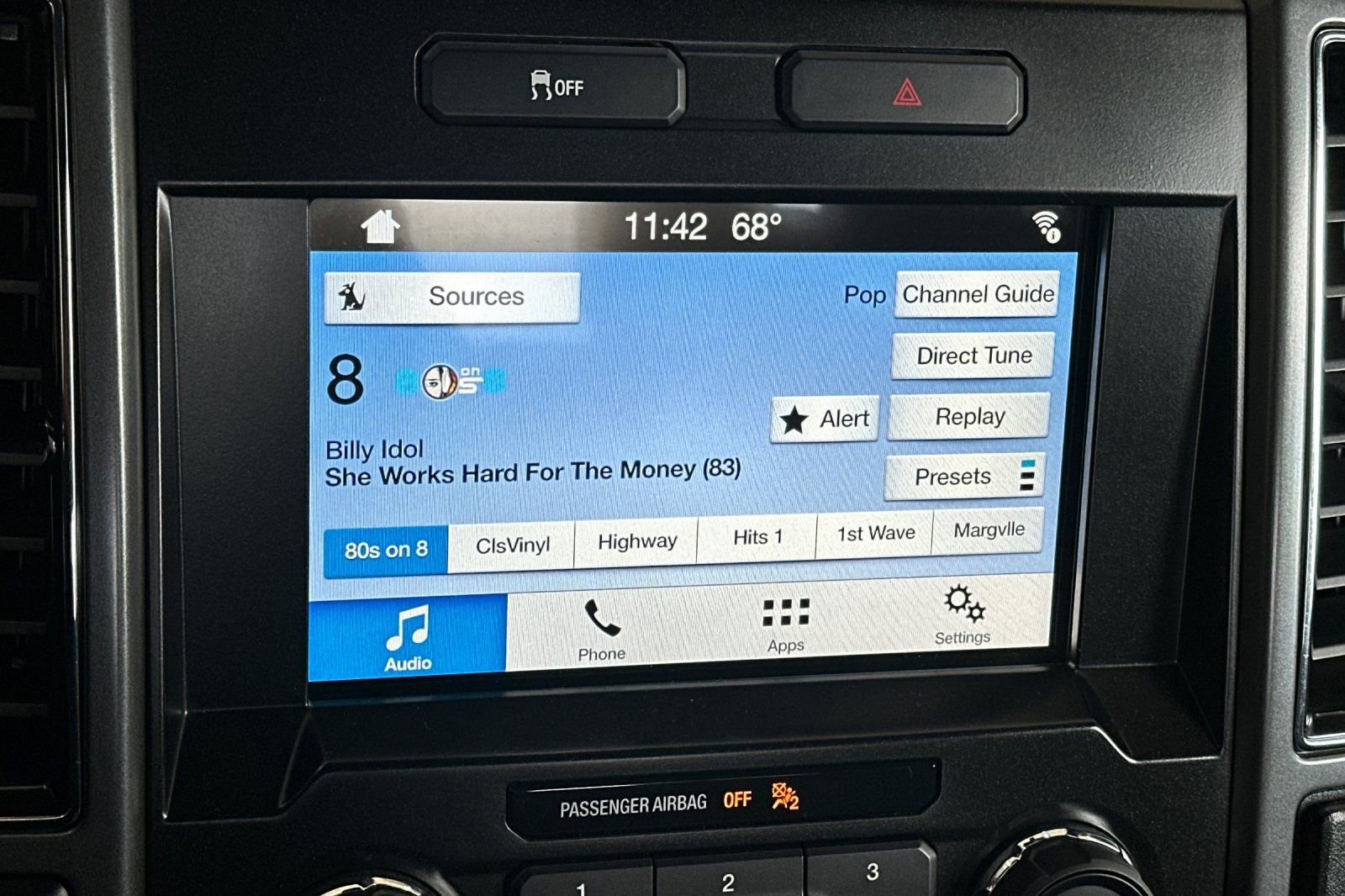 Certified 2017 Ford F150 XLT w/ Equipment Group 302A Luxury image 18