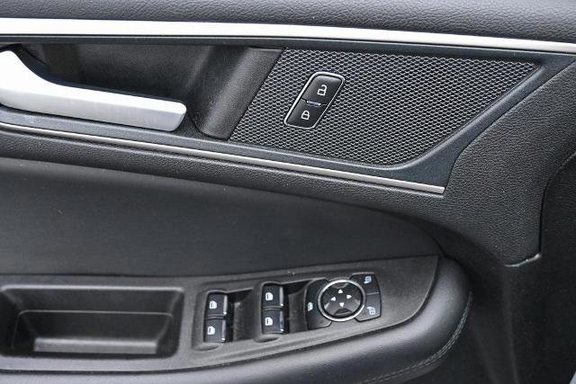 Certified 2024 Ford Edge SEL image 19