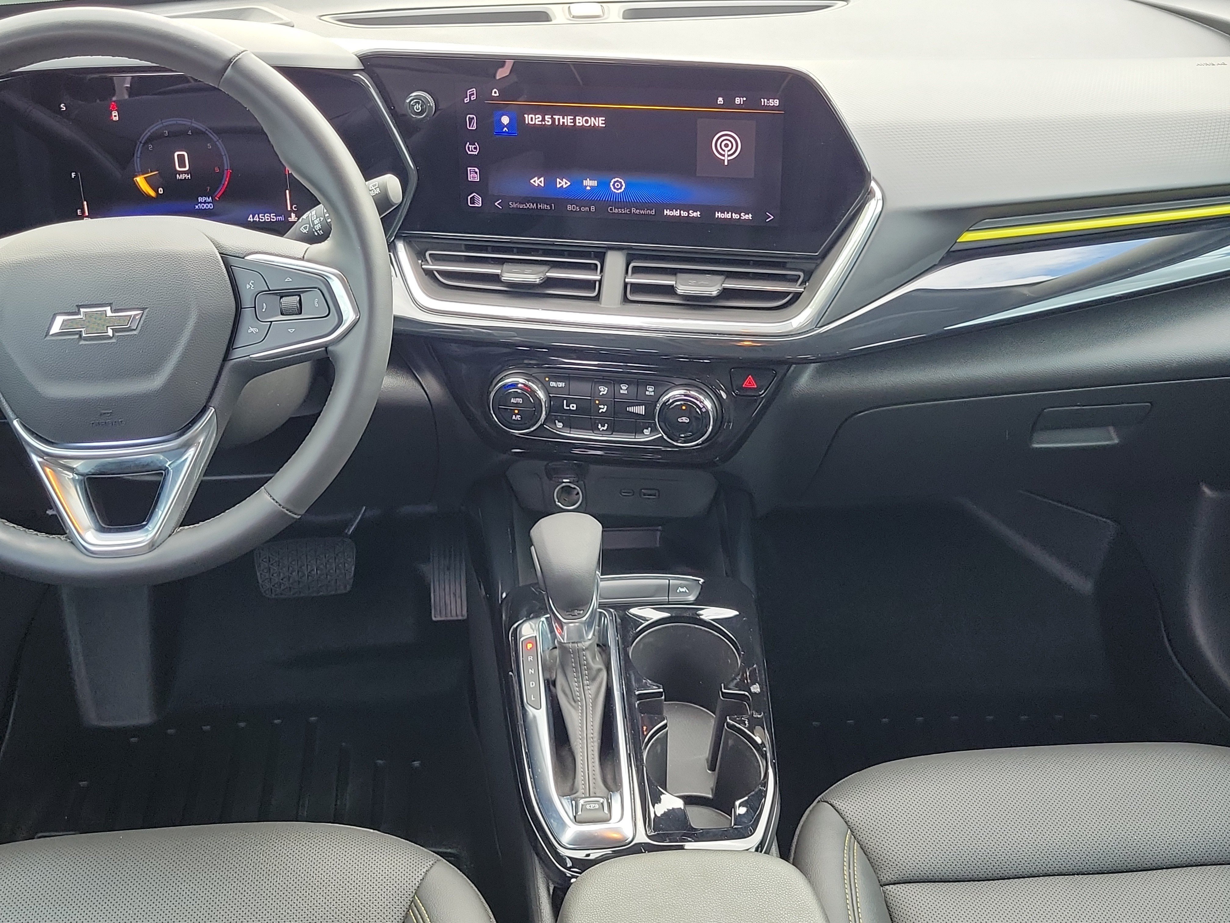 Used 2024 Chevrolet Trax ACTIV w/ Sunroof Package FWD image 15