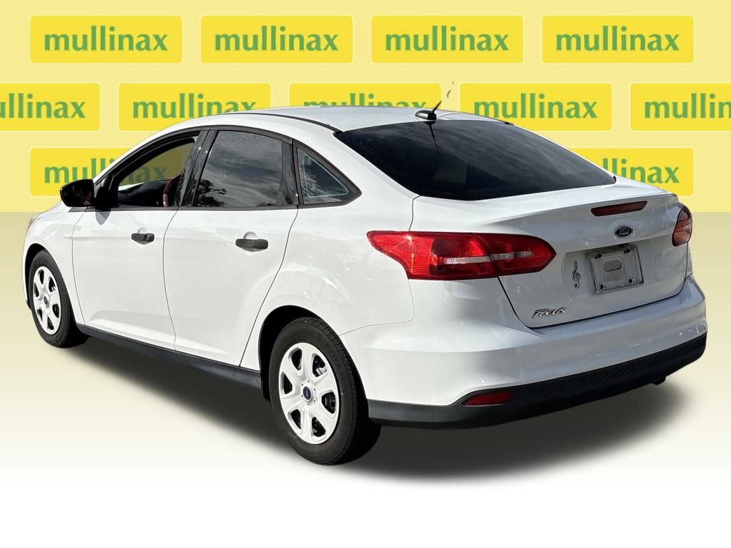 Certified 2017 Ford Focus S image 9