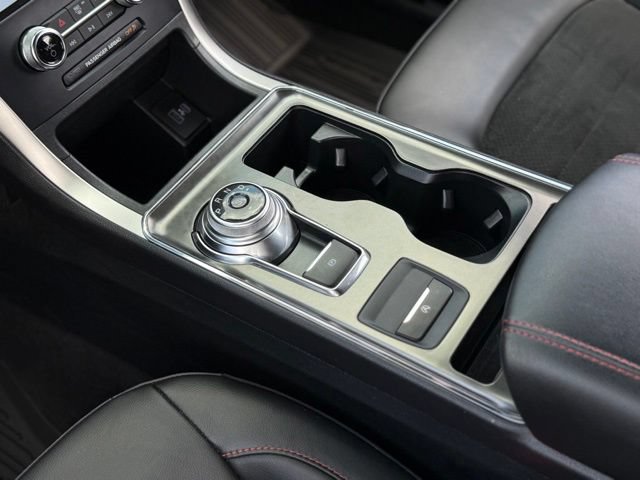 Certified 2024 Ford Edge ST-Line AWD/4WD image 27