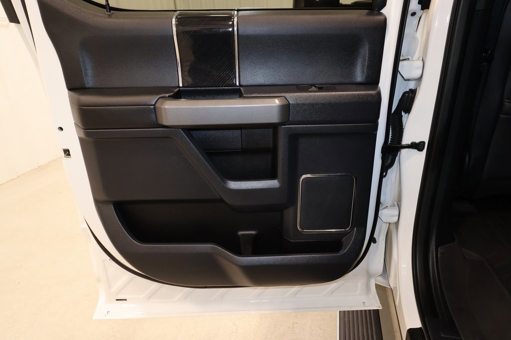Certified 2022 Ford F250 Platinum w/ FX4 Off-Road Package image 19