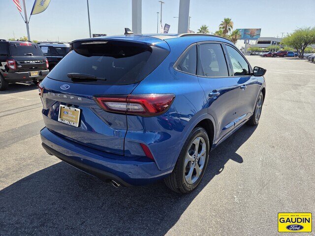 Certified 2023 Ford Escape ST-Line w/ Tech Pack #1 FWD image 7