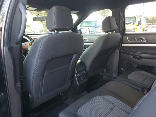 Certified 2017 Ford Explorer XLT image 10