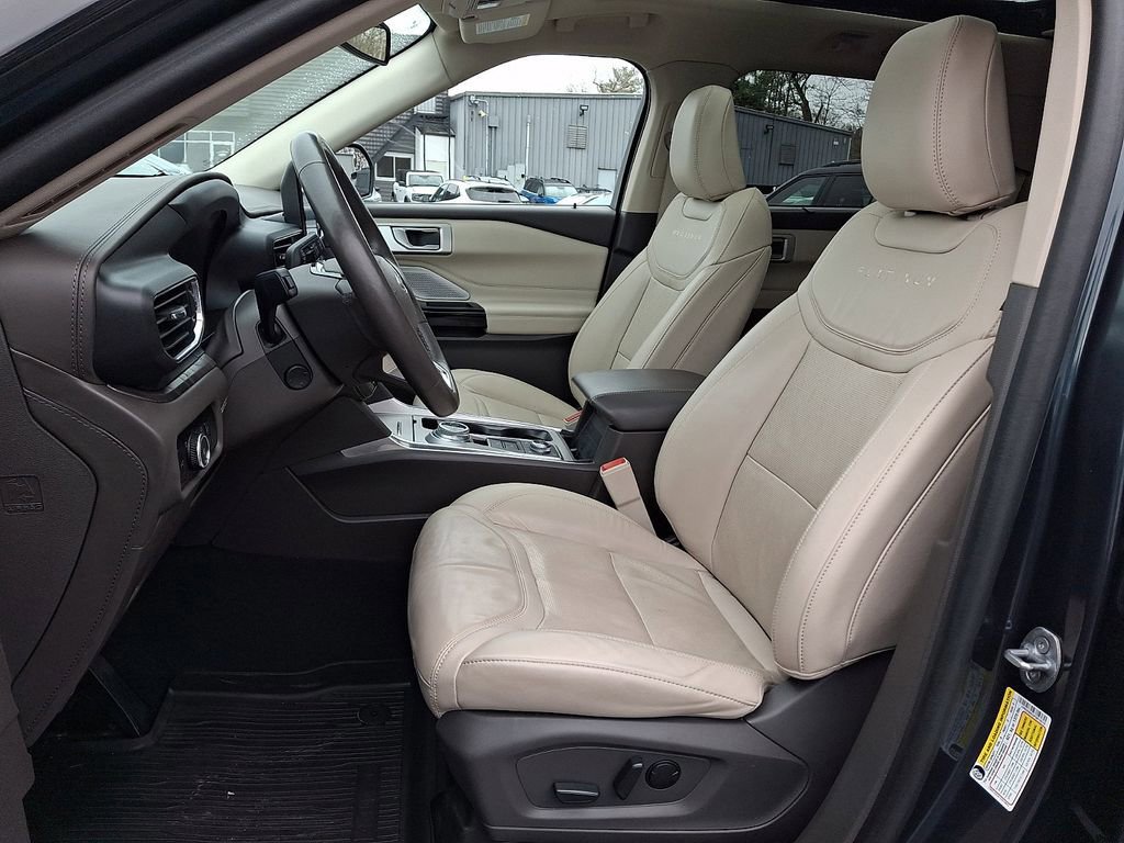 Certified 2023 Ford Explorer Platinum w/ Technology Package image 15