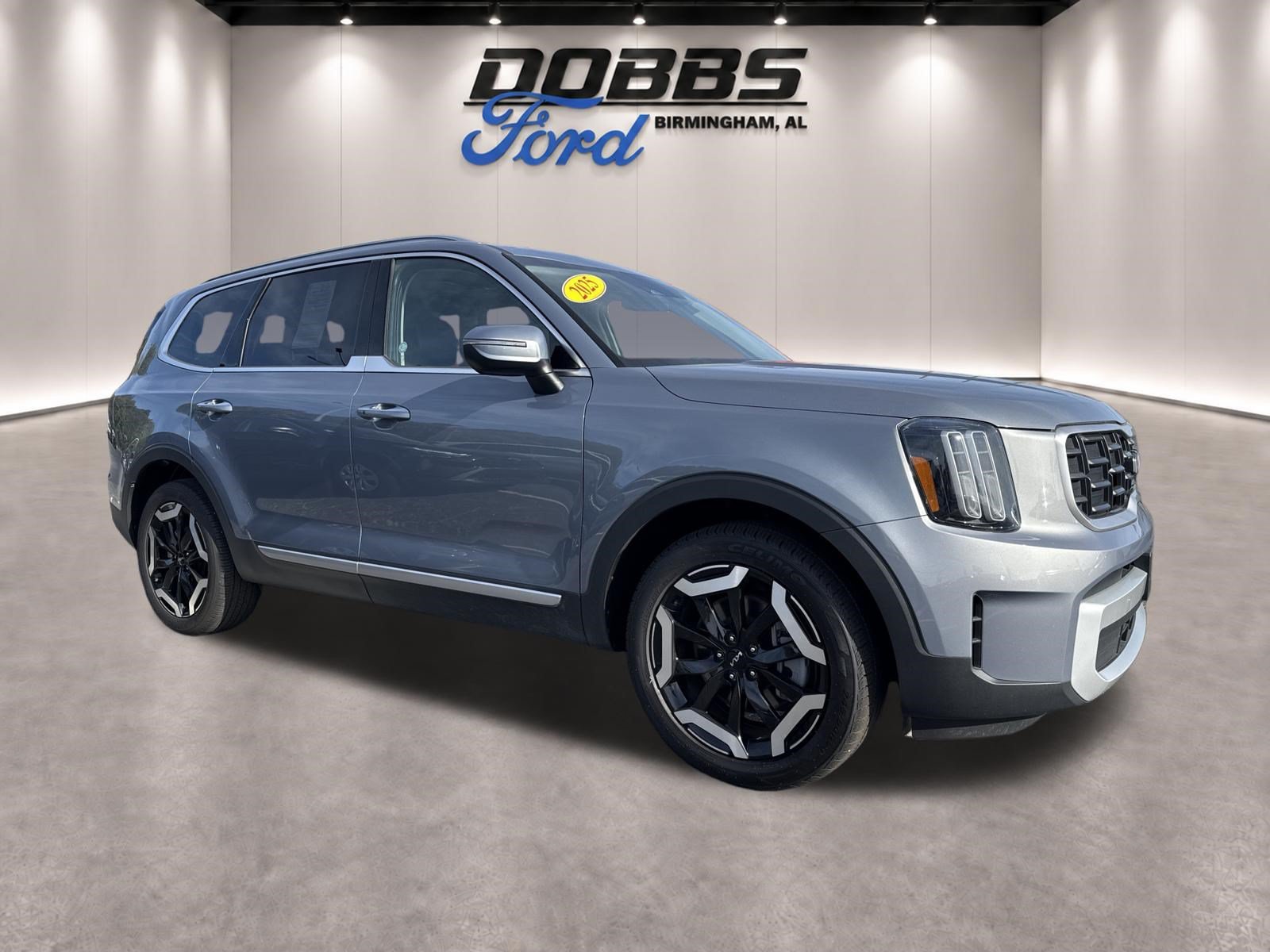 Used 2025 Kia Telluride S