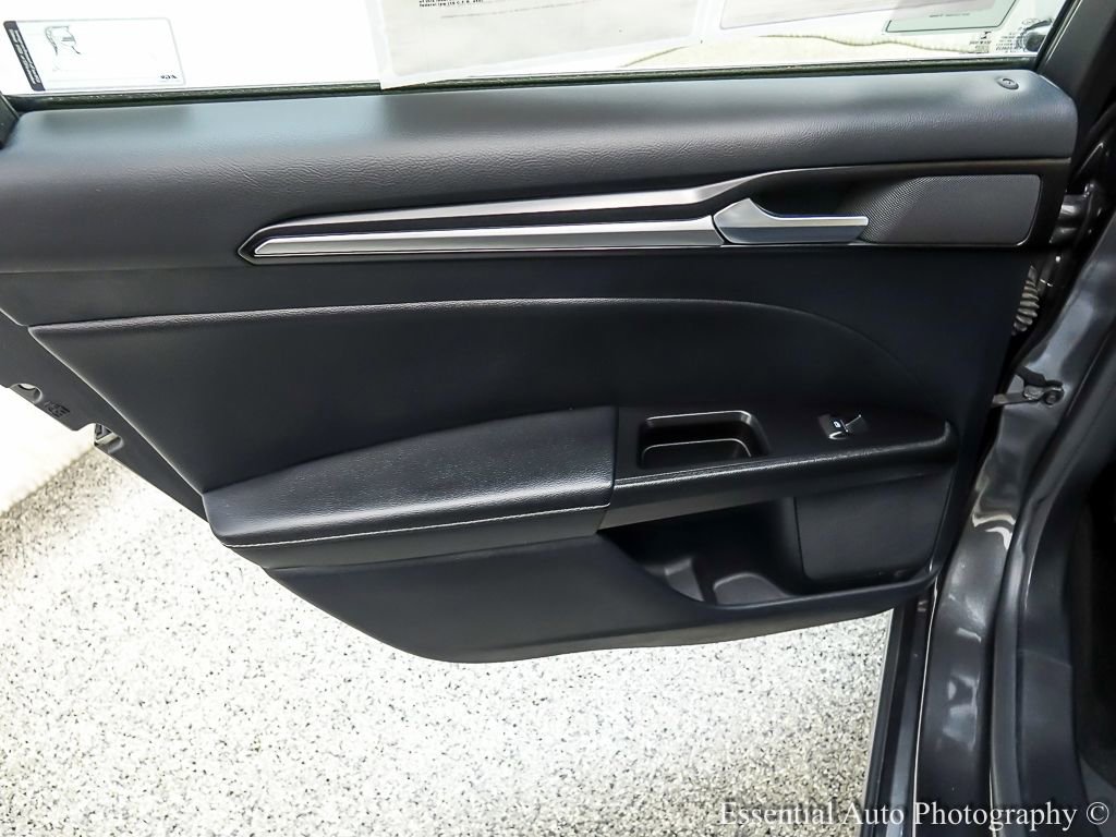 Certified 2019 Ford Fusion Titanium FWD image 23