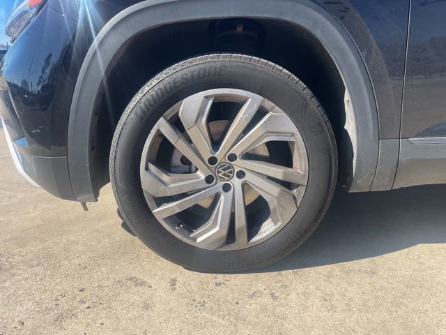 Used 2023 Volkswagen Atlas SE w/ Panoramic Sunroof Package image 7