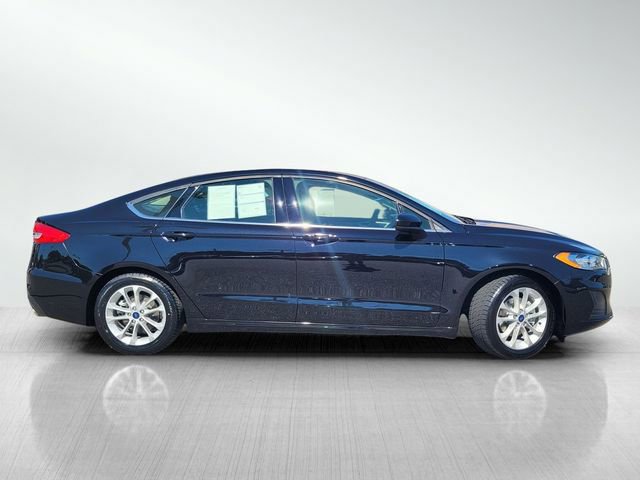 Certified 2020 Ford Fusion SE image 2