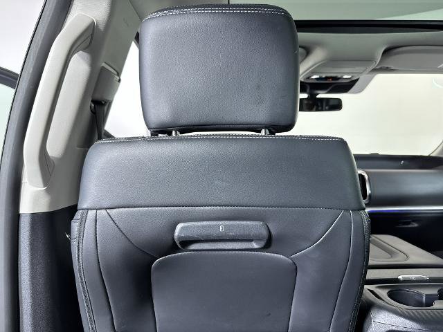 Certified 2025 Ford Expedition Platinum AWD/4WD image 38