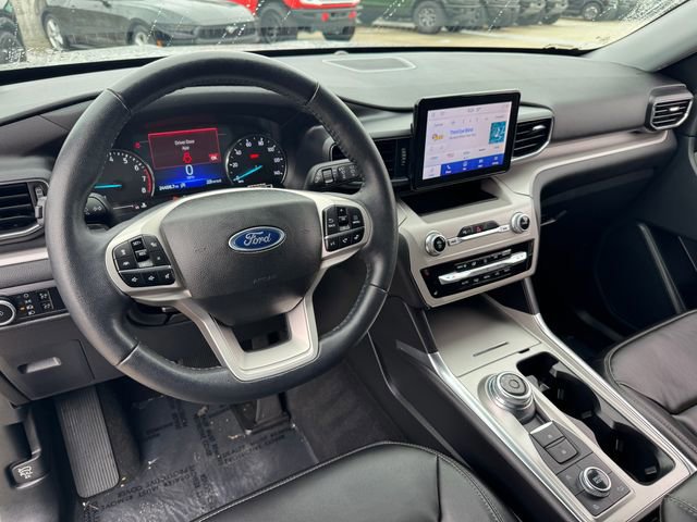 Certified 2023 Ford Explorer XLT w/ Equipment Group 202A AWD/4WD image 10