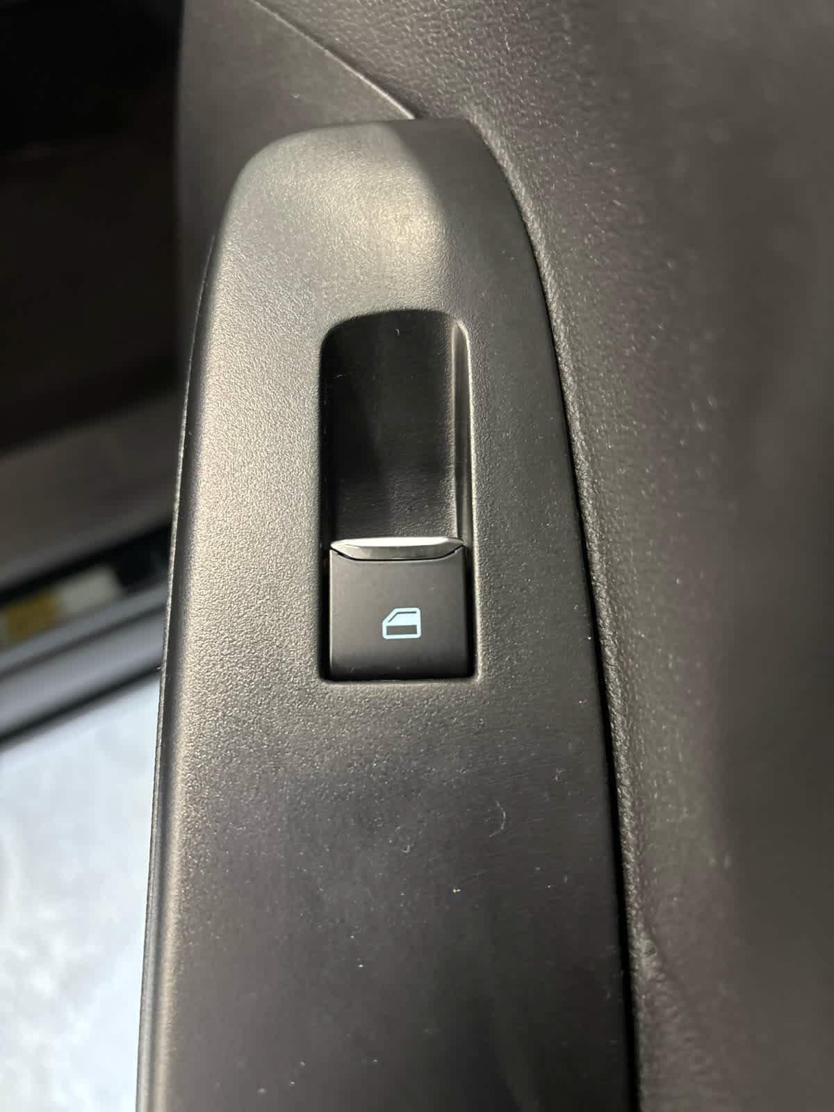 Certified 2024 Ford Escape Active AWD/4WD image 37