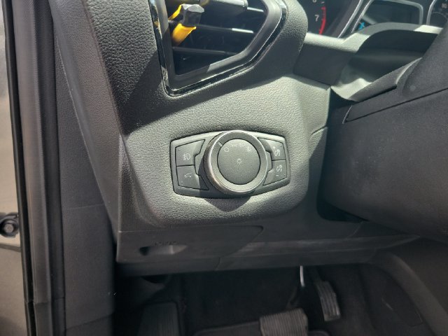 Certified 2019 Ford Escape Titanium w/ U9j03 - Titanium Tow Package AWD/4WD image 30