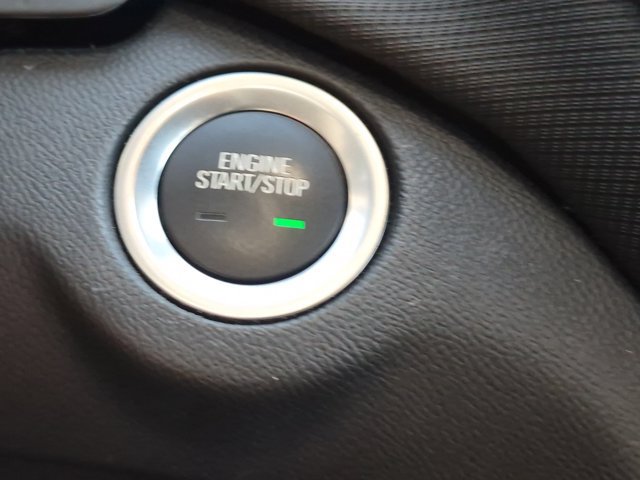 Used 2023 Chevrolet Equinox RS w/ RS Leather Package FWD image 27