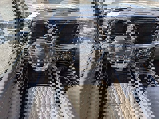 Certified 2025 Ford F350 Platinum w/ Platinum Plus Package image 30